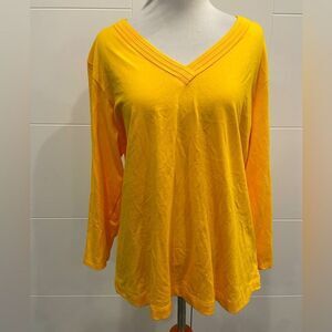 XL Chico’s yellow v neck, stretchy material, 3/4 length sleeve